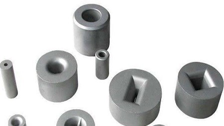 硬質合金模具材料需要具備哪些性能？