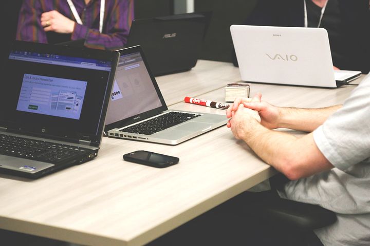 中英翻譯服務(wù)在跨越語言障礙方面的重要性